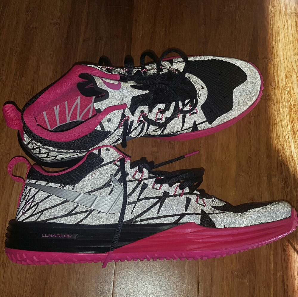 Nike TR-1