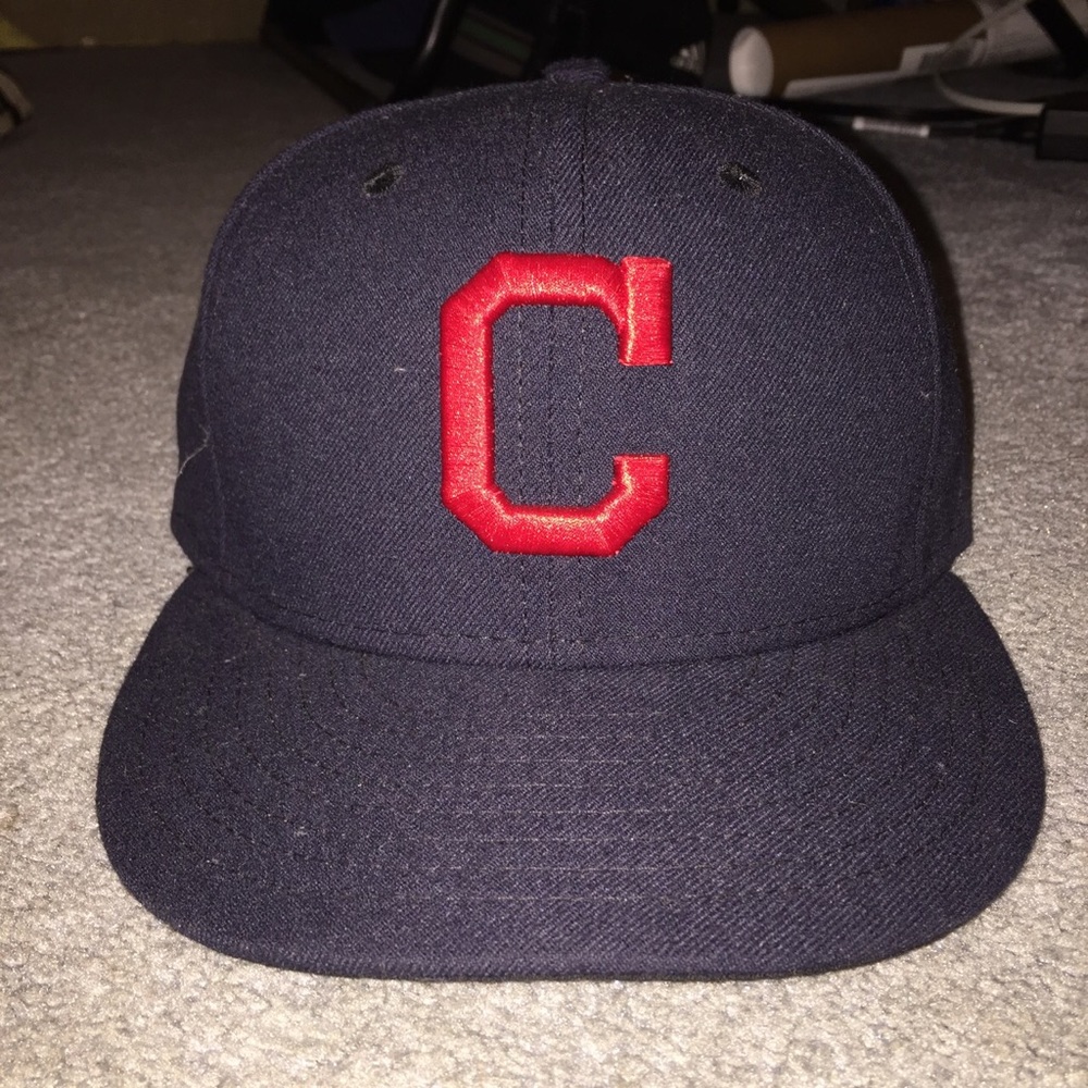 Cleveland Indians New Era fitted Cap (7 1/8)