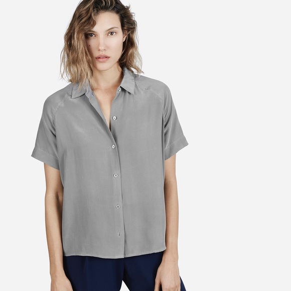 SOLDThe Silk Short-Sleeve – Everlane - Picture 2 of 7