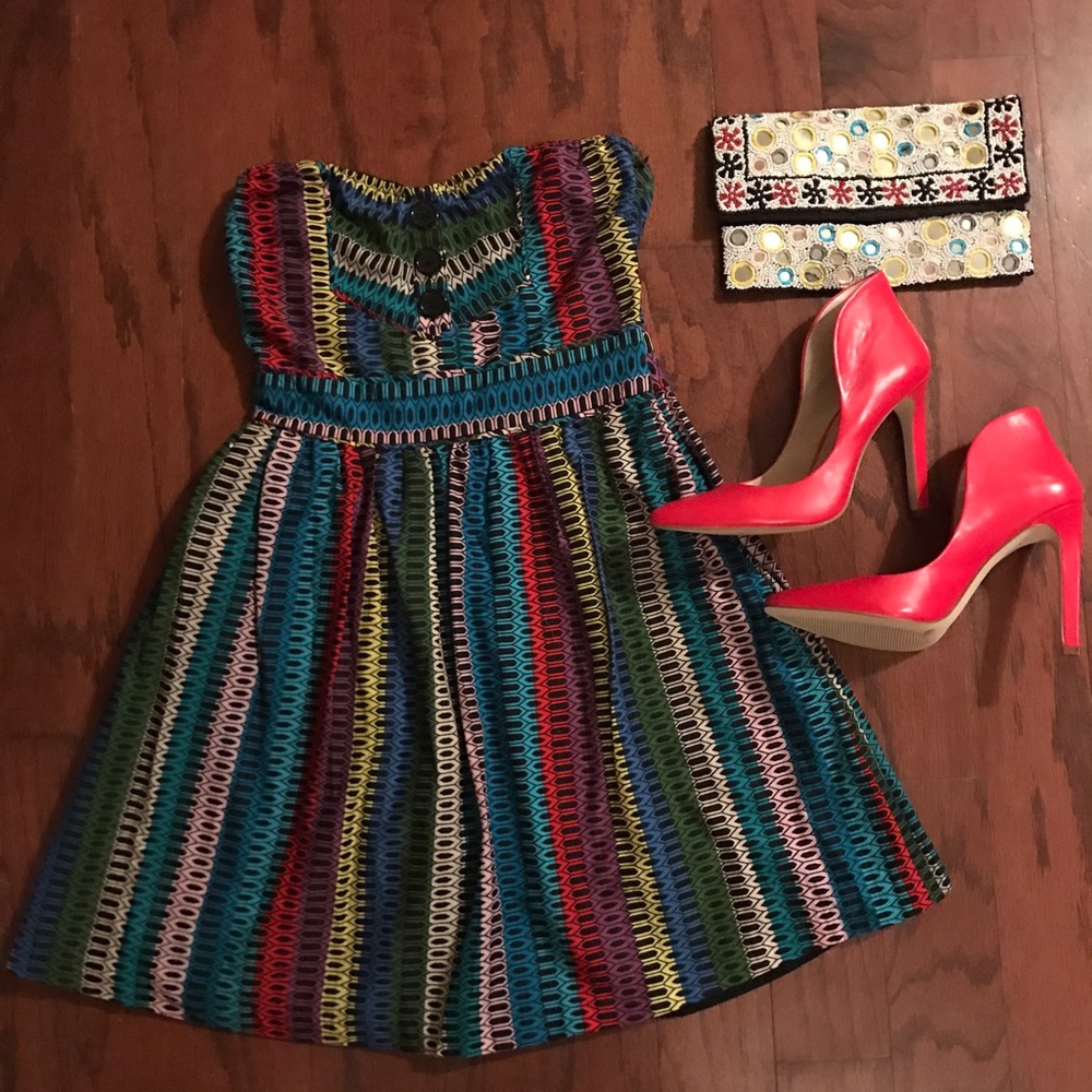 bb dakota bold tucan strapless dress