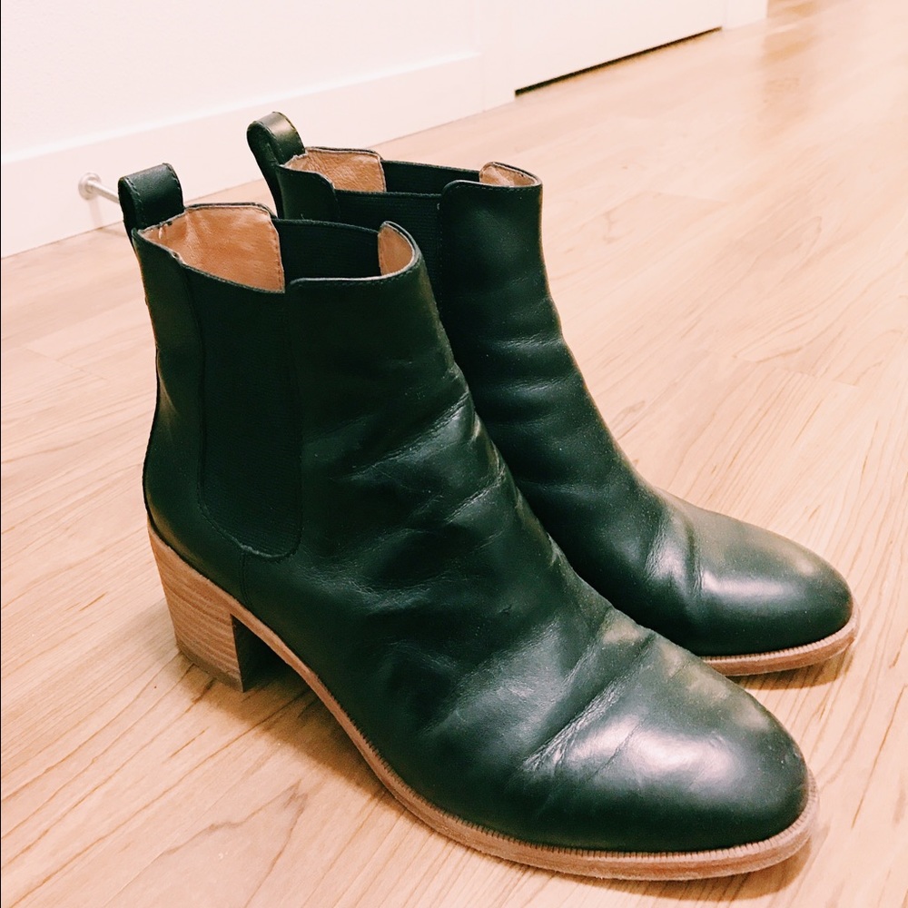 Madewell Frankie Stacked Chelsea Boots; Size 9
