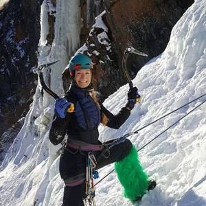 Meet your Posher, Elissa