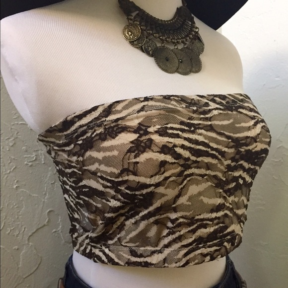 Lace Tiger Crop Top - Picture 1 of 2