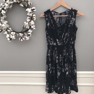 NWOT Simply Vera Smocked Empire Dress Size PS