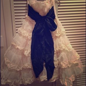 Betsey Johnson prom dress