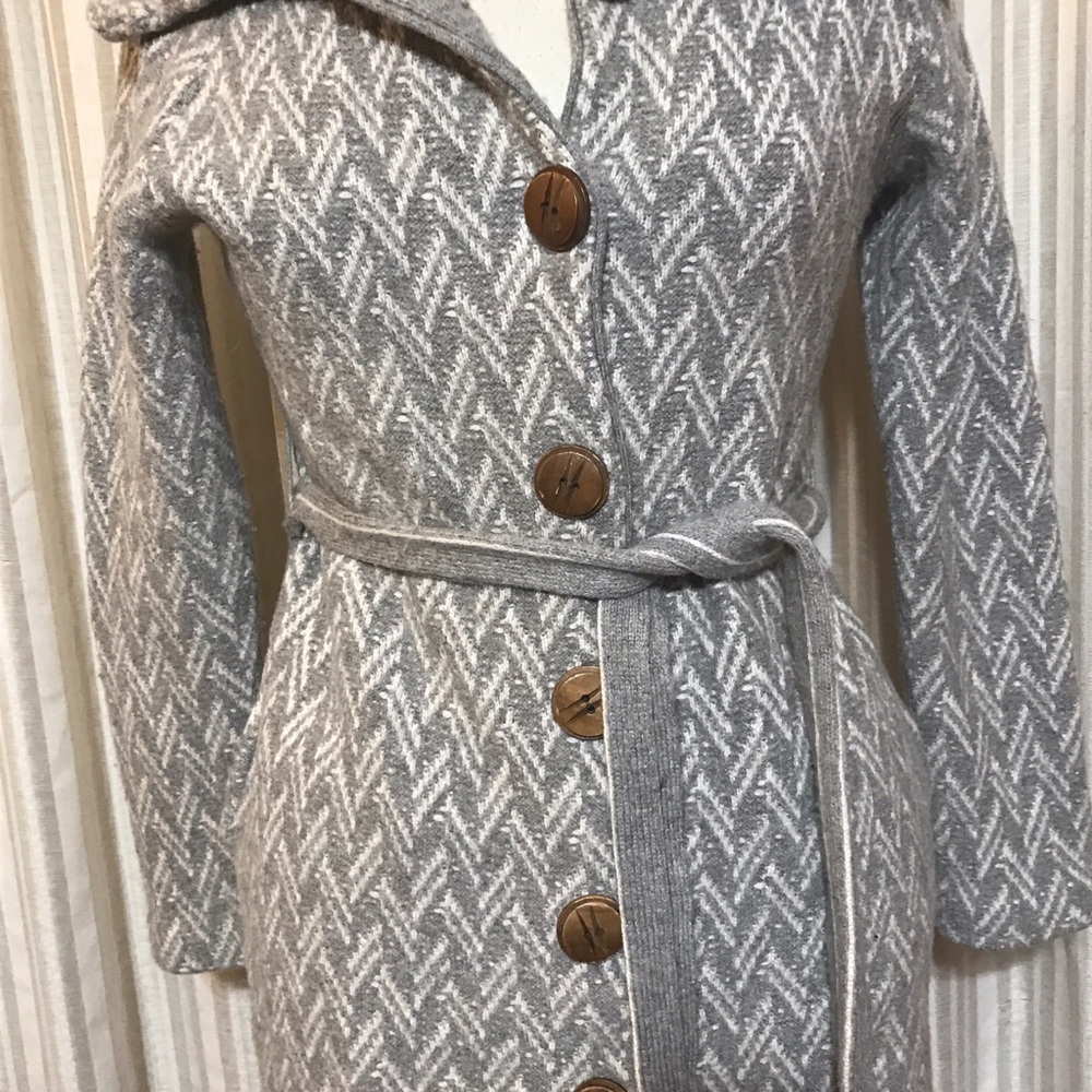 RARE Anthropologie Moth Handbasket Sweatercoat - Picture 3 of 4