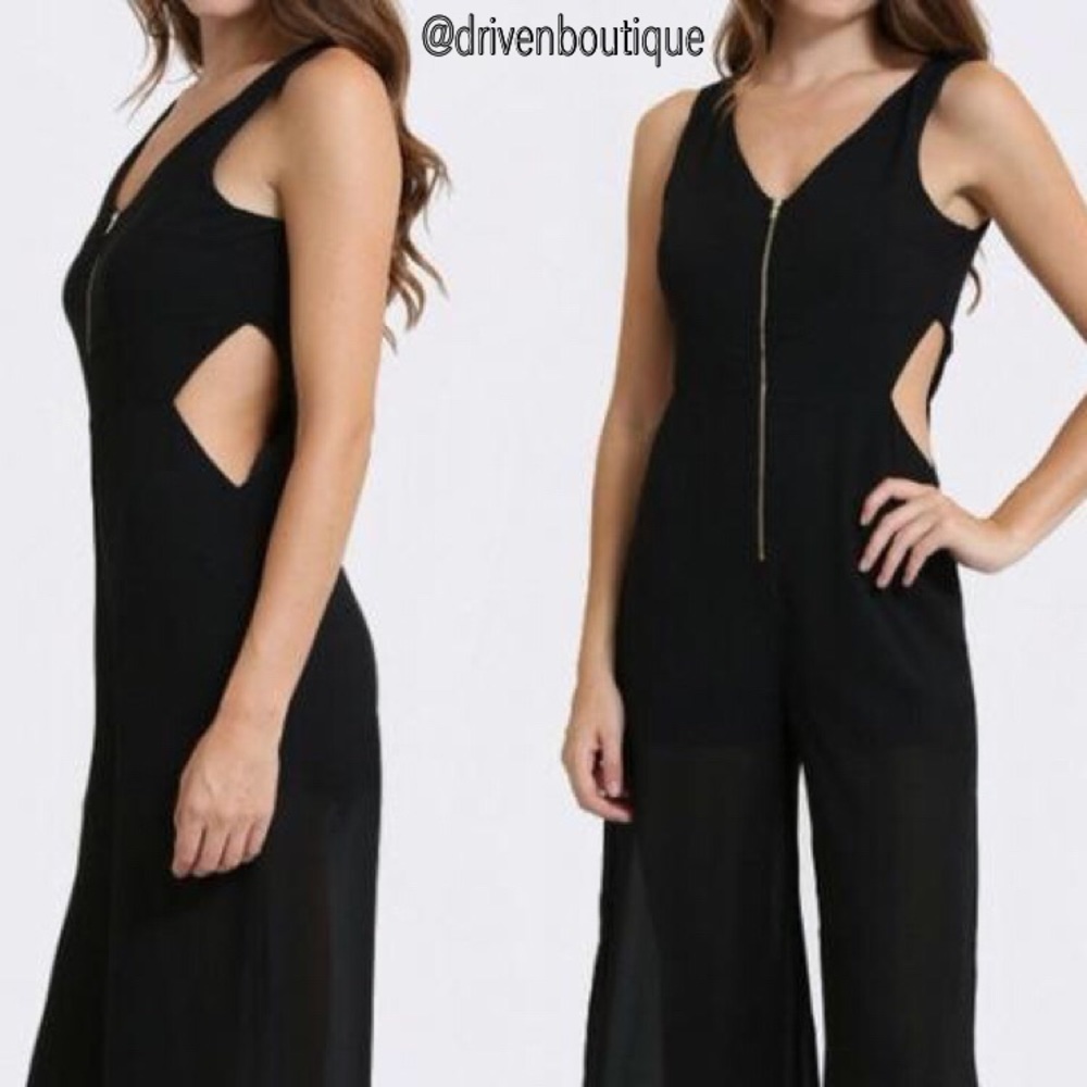 New Black Side Cut Jumper