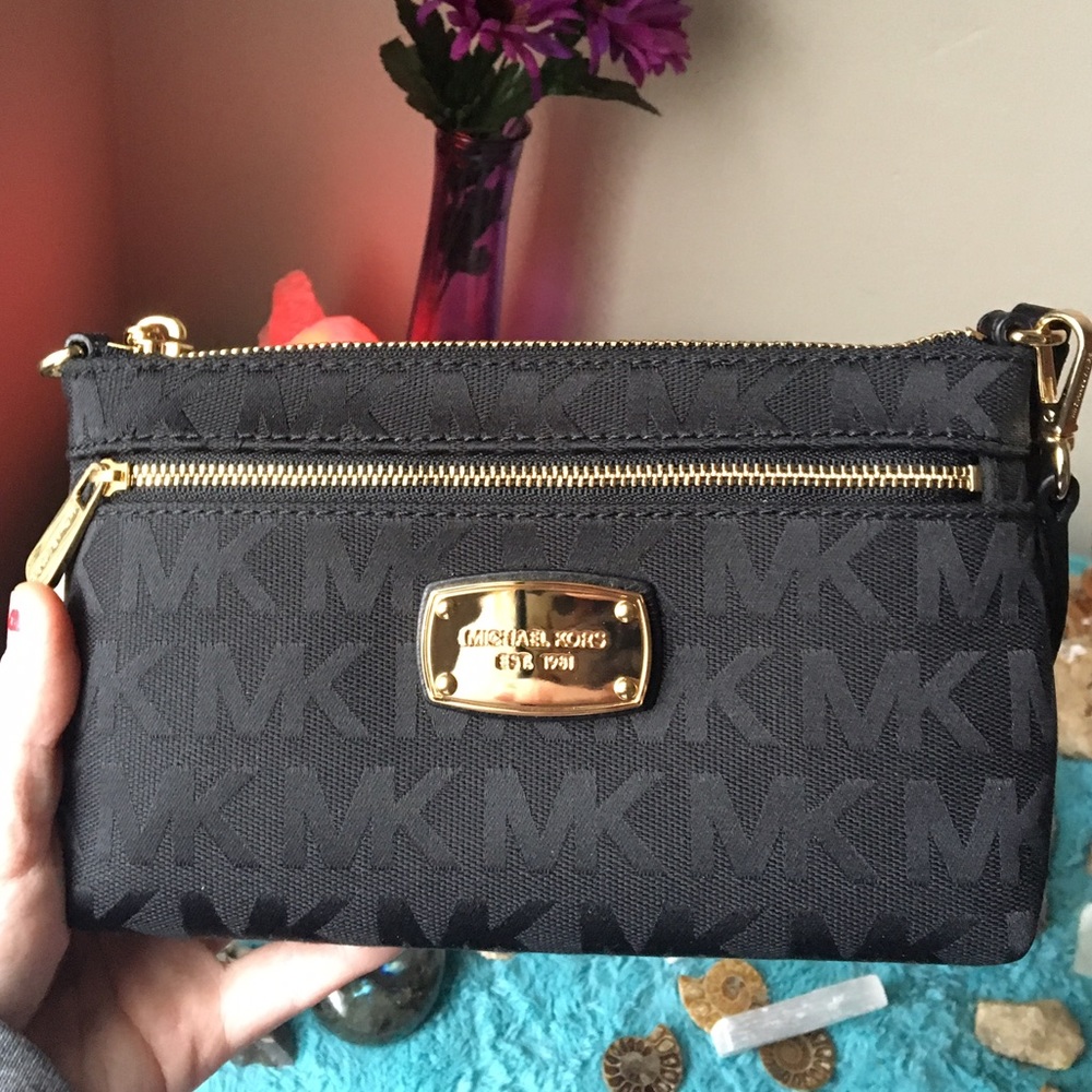 Black & gold Michael Kors wallet NWT