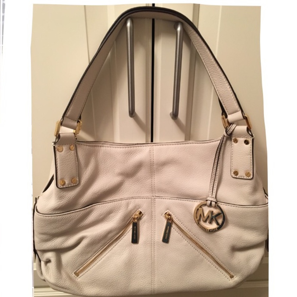 Michae Kors Portland Shoulder Bag