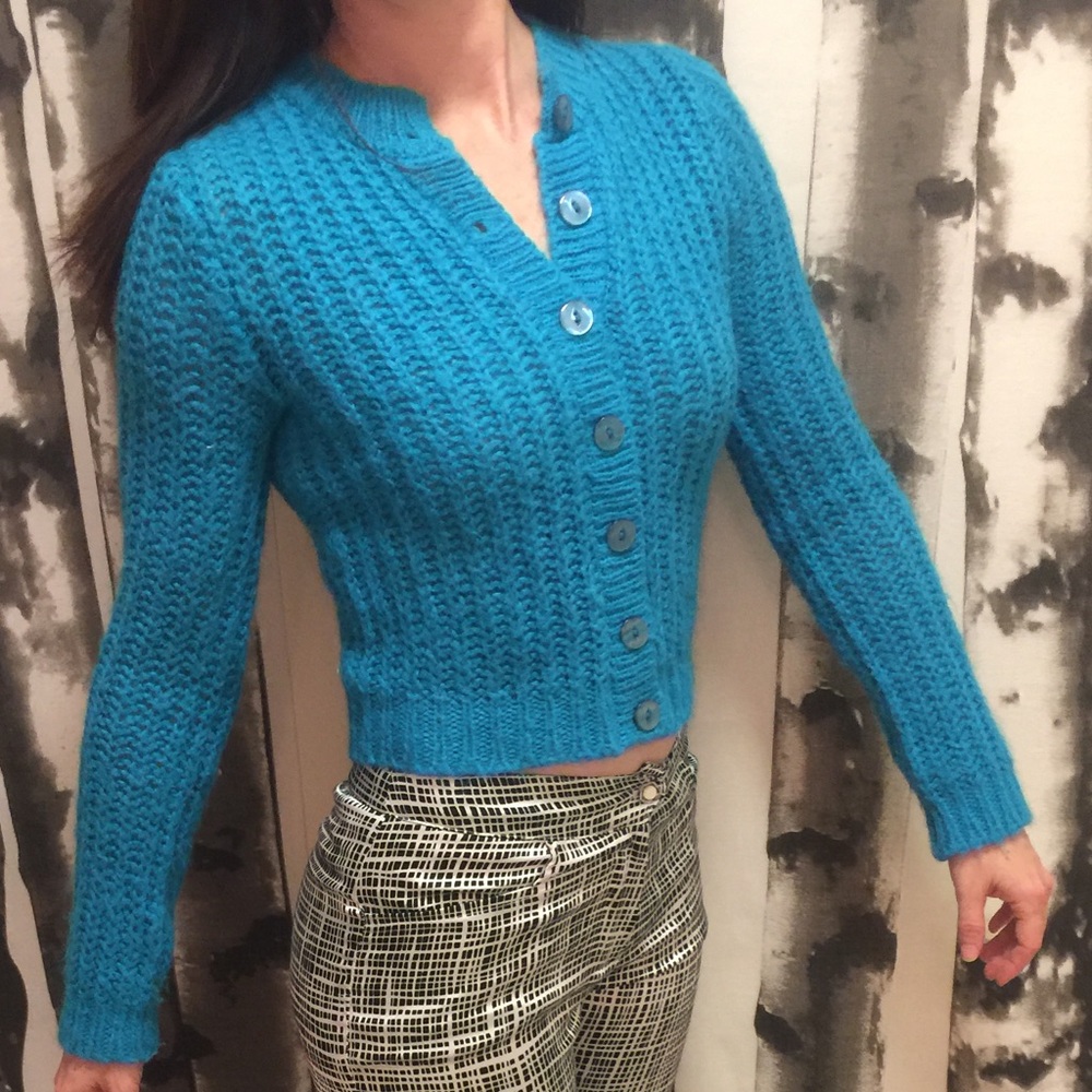 Turquoise blue knitted buttoned down sweater/small