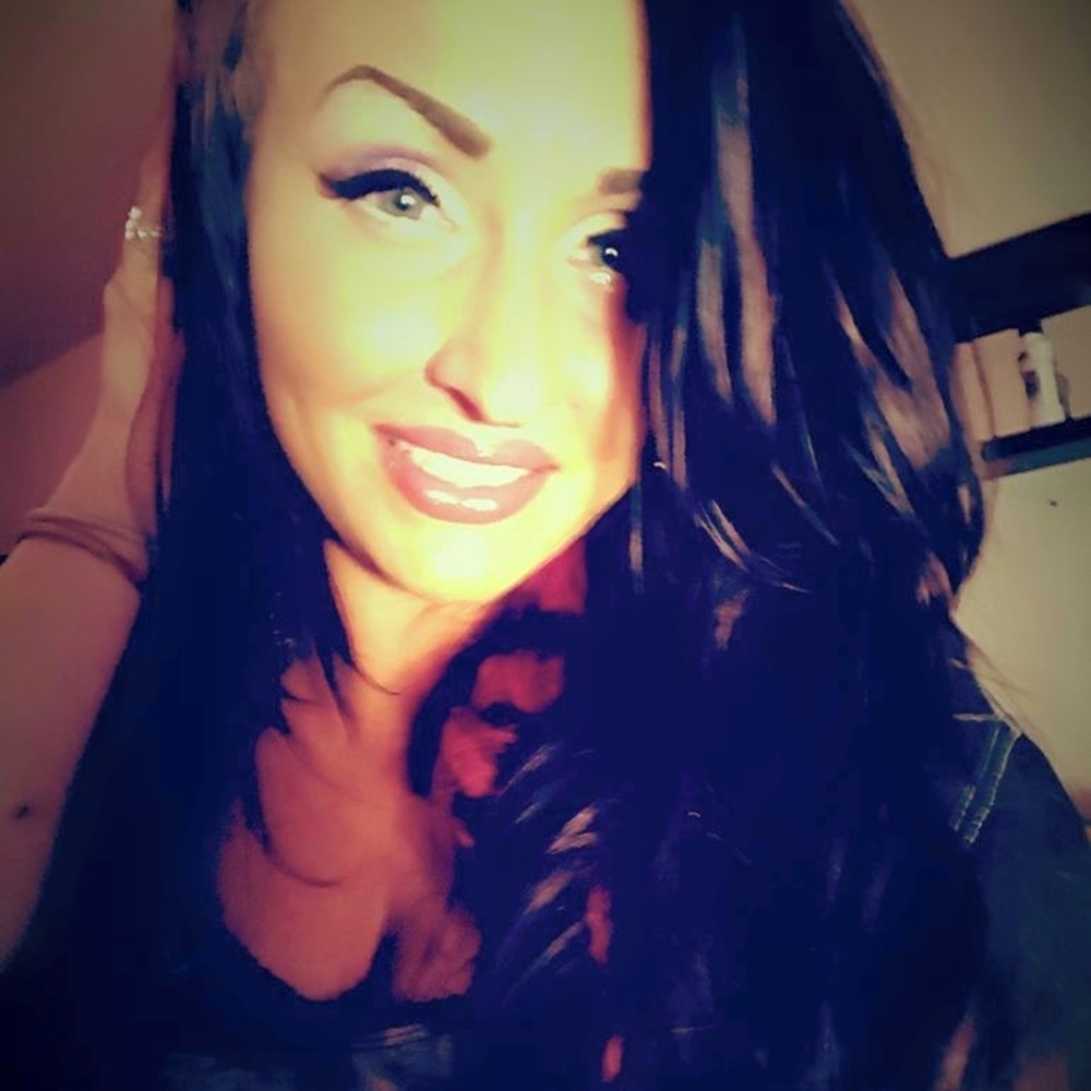 Meet your Posher, Felicia