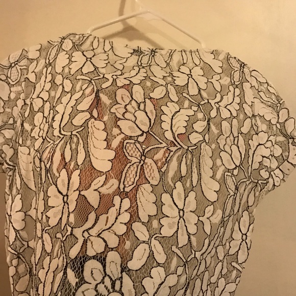 Zara lace Crop Top - Picture 3 of 4