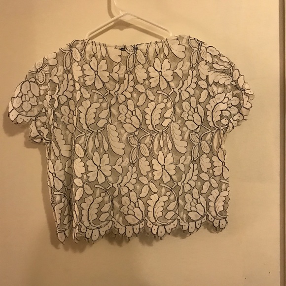 Zara lace Crop Top - Picture 4 of 4