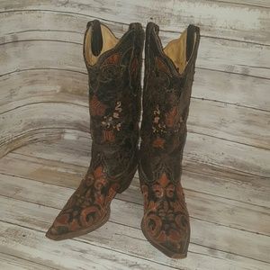 CORRAL Vintage Boots