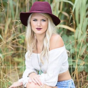 Meet your Posher, Kendall