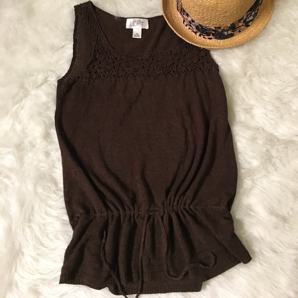 Cute LOFT Ann Taylor tank top Size XS Blown