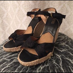Michael Michael kors black bow wedges