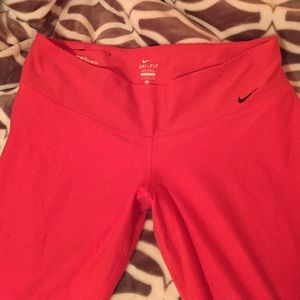 Nike dry fit Capri leggings