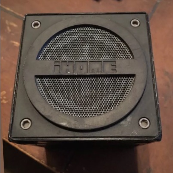 Star Wars Darth Vader IHome Bluetooth Speaker - Picture 2 of 4