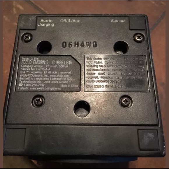 Star Wars Darth Vader IHome Bluetooth Speaker - Picture 4 of 4