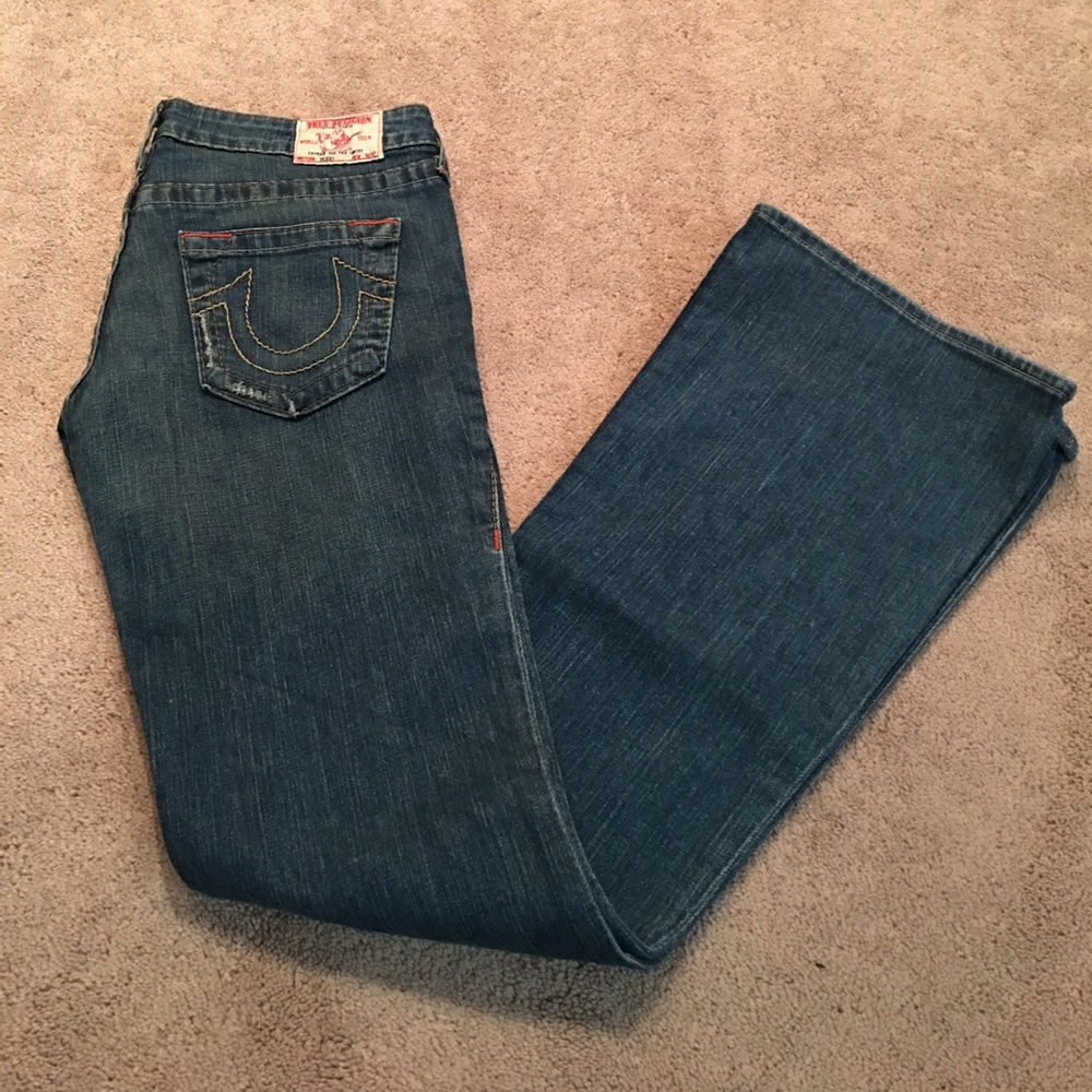 True Religion "Bobby" Jeans size 29. Inseam 33.