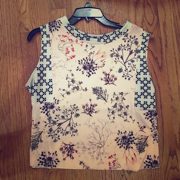 Zara Tops - ZARA MULTICOLORED CROPTOP