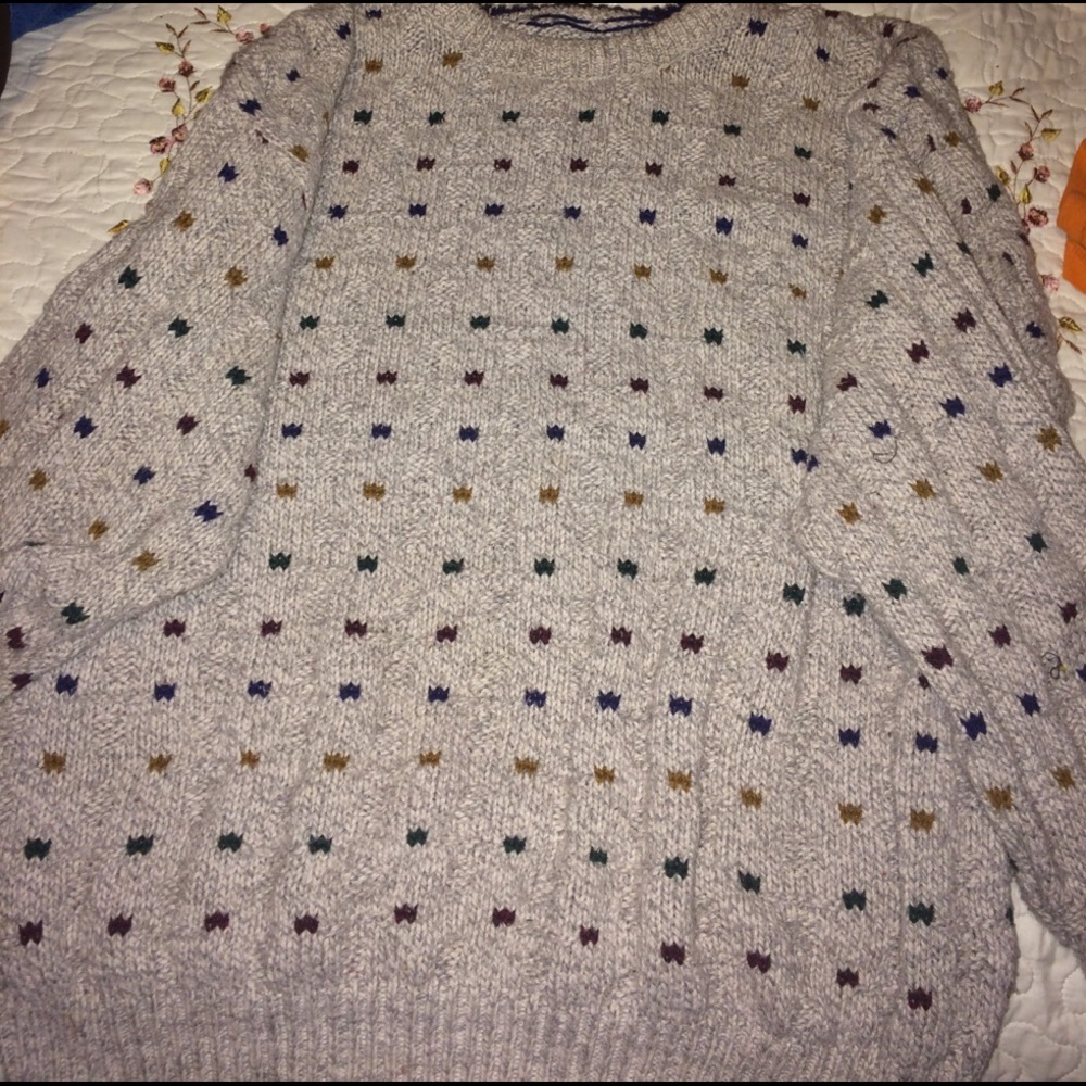 Sweater - Picture 2 of 3