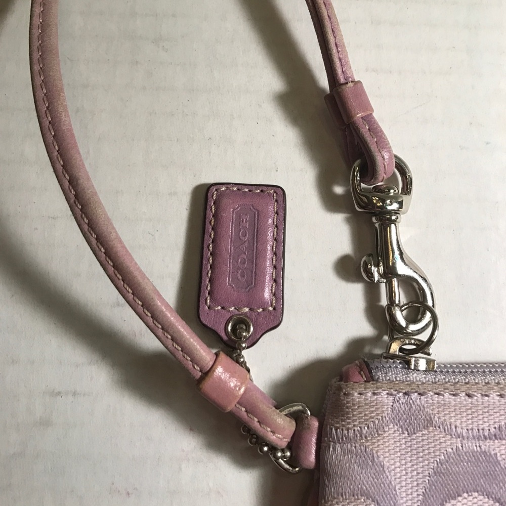 ⚡Coach wristlet - Picture 3 of 8