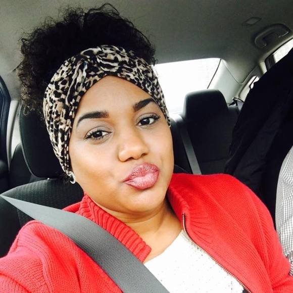 Meet your Posher, Yessi - Picture 1 of 1