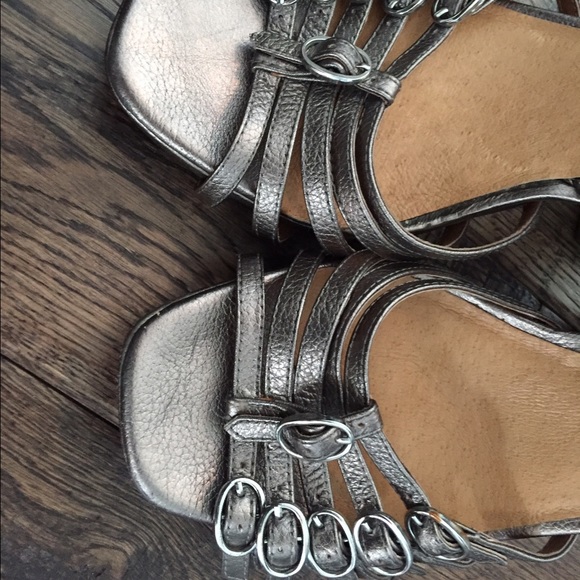 Jeffrey Campbell chunky heel sandal platinum - Picture 3 of 4