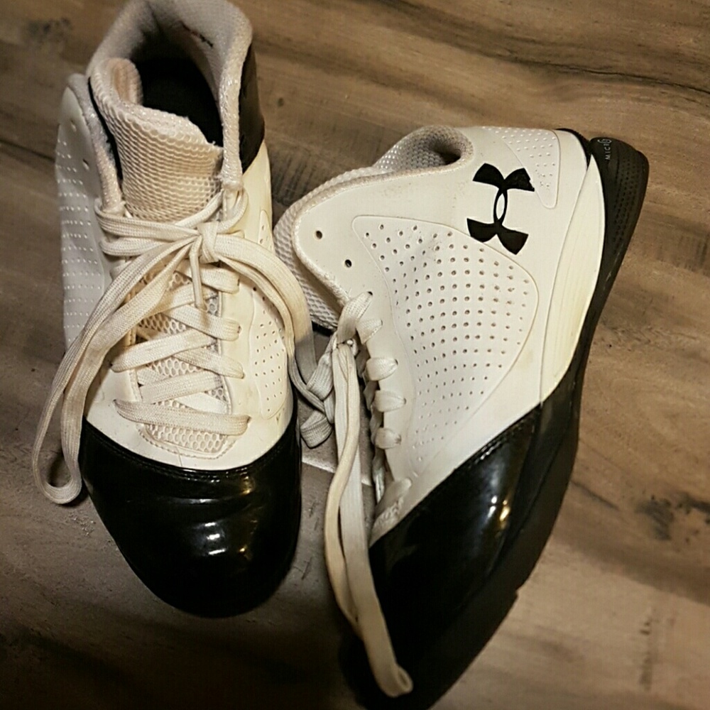 Under Armour Black and White Heat Gear Sneakers