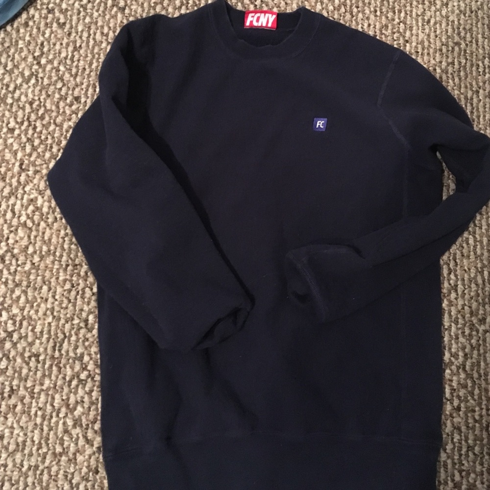 Flight Club men's crew neck sweatshirt size medium