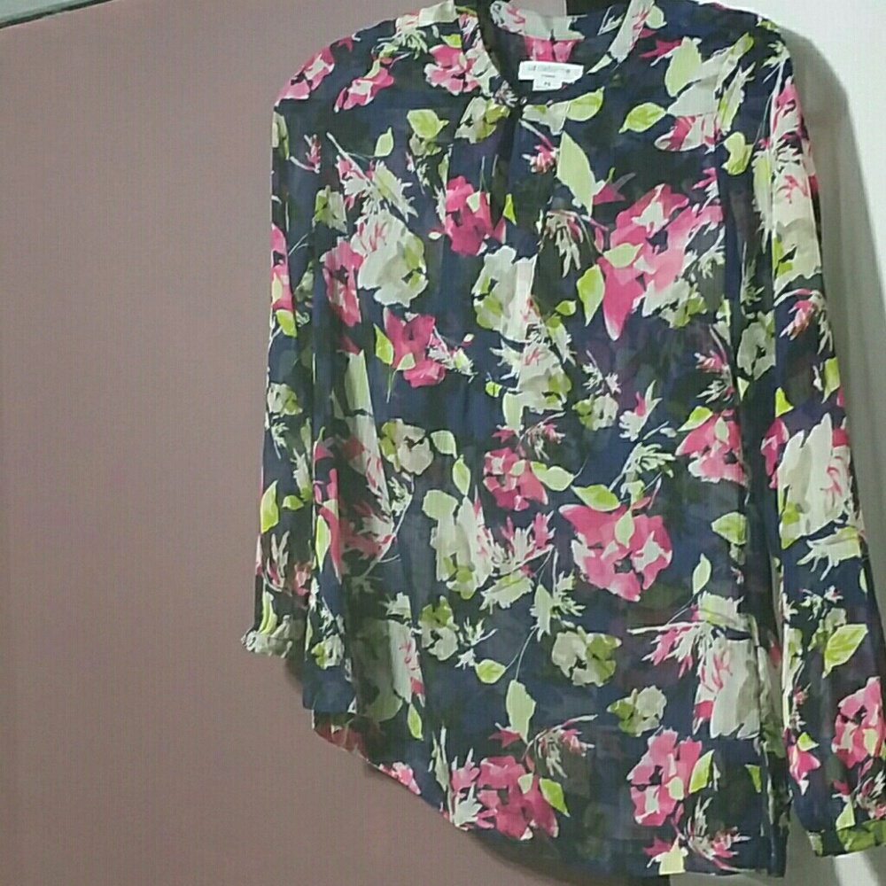 LIZ Claiborne sheer top