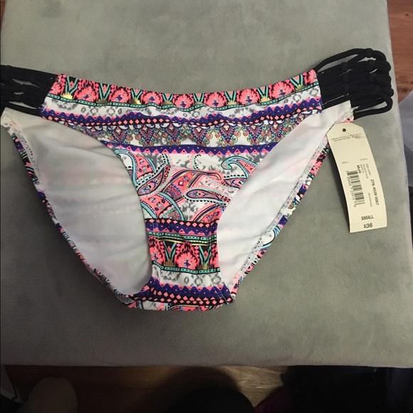 Bikini top - Picture 1 of 1