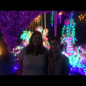 Meet your Posher, Momique