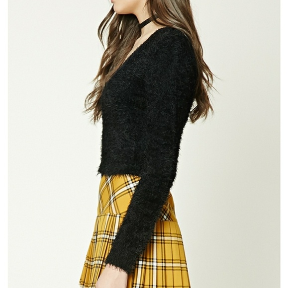 Forever 21 Sweaters - New Black Vneck Button Front Sweater Fuzzy Crop S Forever 21 Sweaters - New Black Vneck Button Front Sweater Fuzzy Crop S