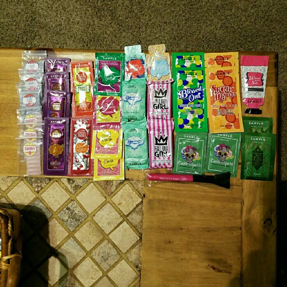 Perfectly Posh Samples Bundle *Reserved*