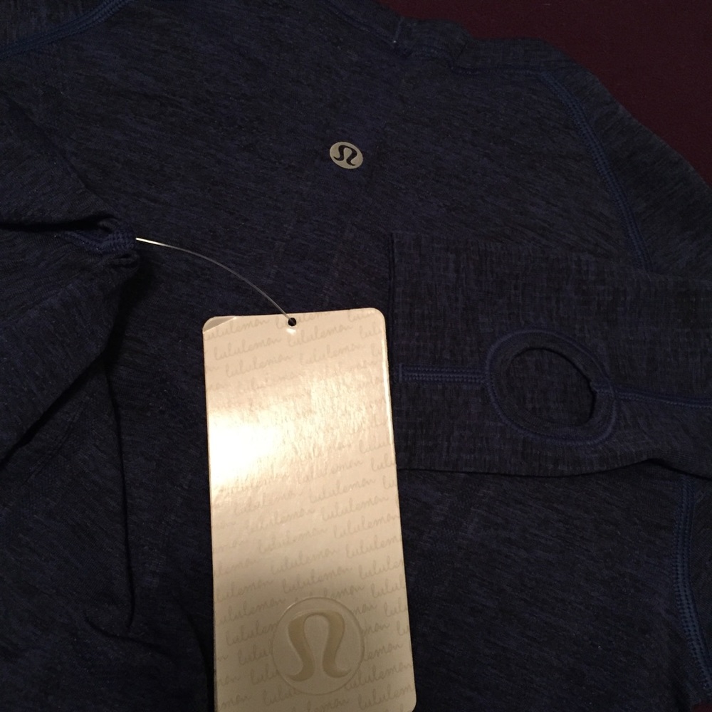 NWT Swiftly Tech Long Sleeve Crew sapphire blue - Picture 5 of 8