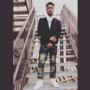 Meet your Posher, Robbie