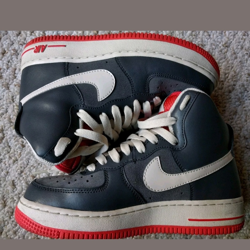 Nike Women's Air Force 1 High Top