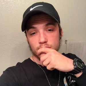 Meet your Posher, Cody