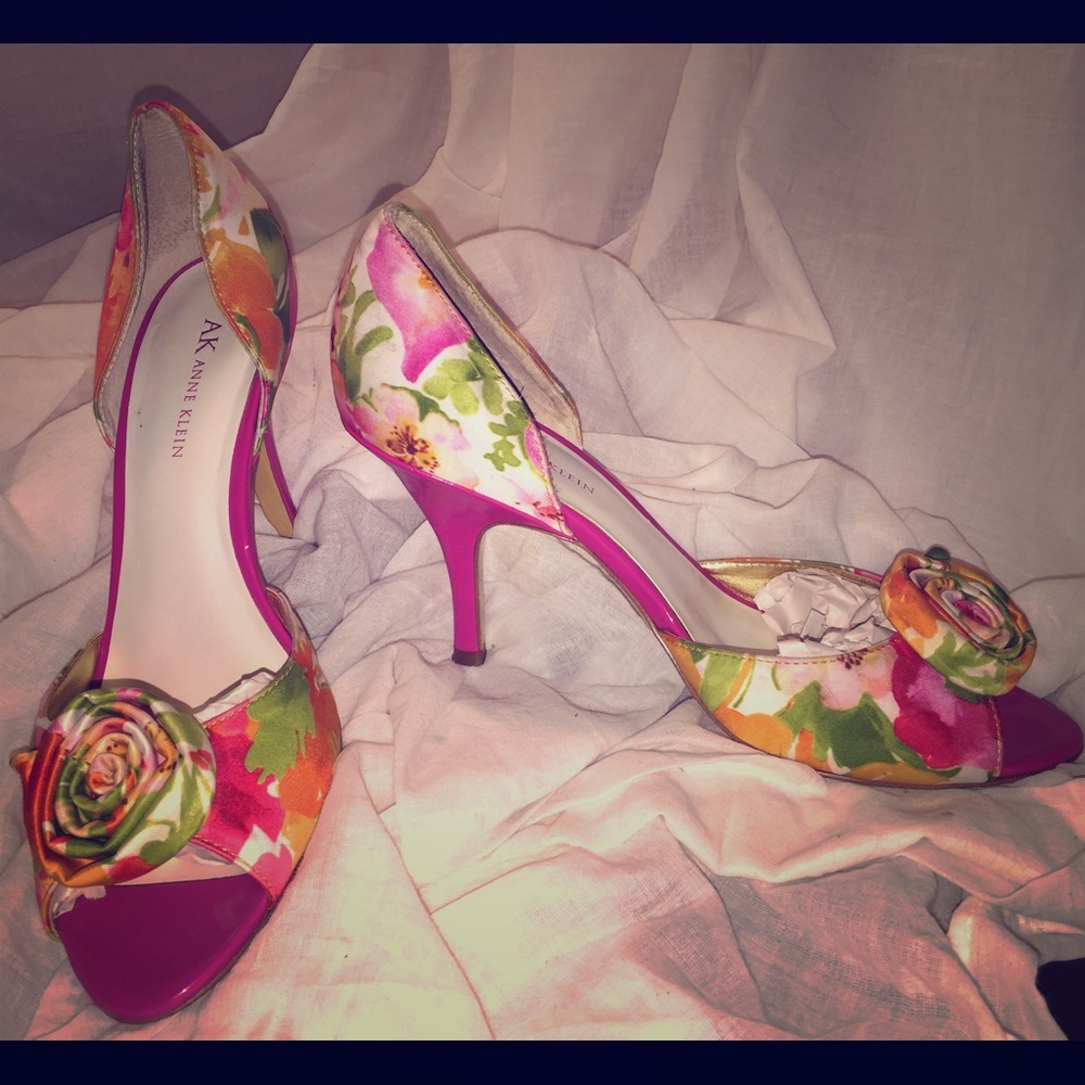 Anne Klein peep toe flowered heels.
