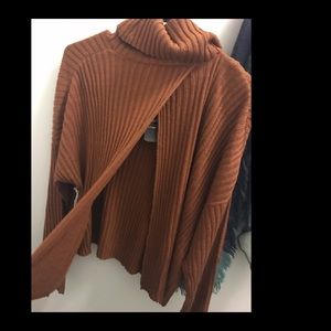 Very cute loose turtle neck sweater!