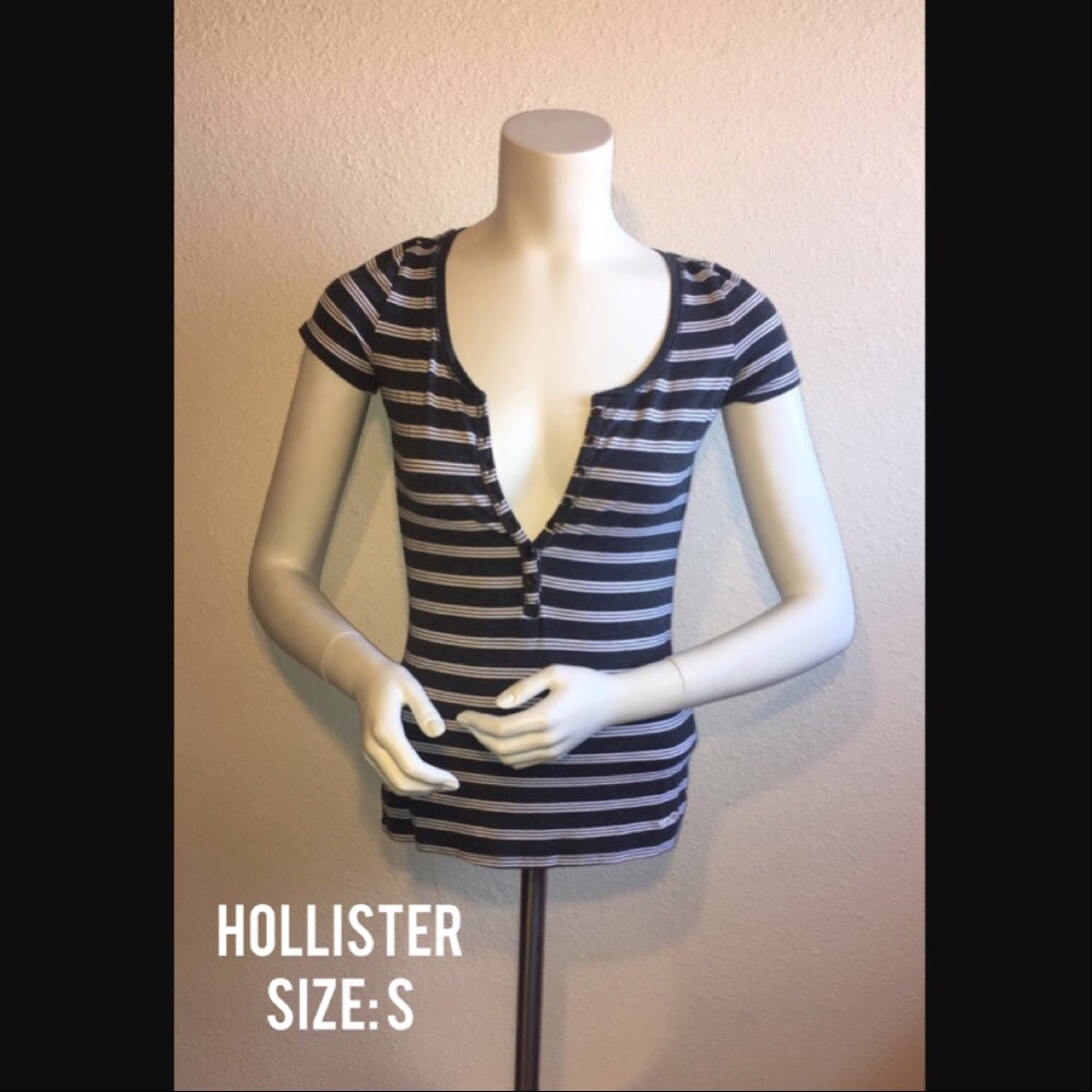 Super Comfy Hollister Shirt 👚