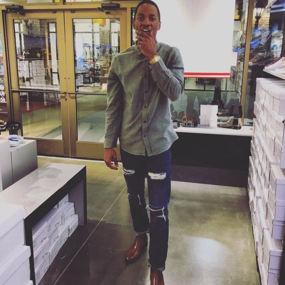 Meet your Posher, Cee - Picture 1 of 1