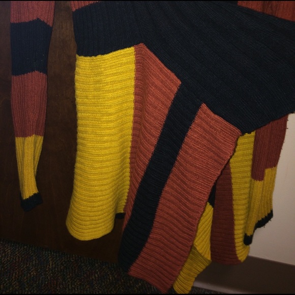 Cardigan - Picture 3 of 4