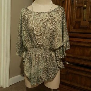 Flattering top Flattering top