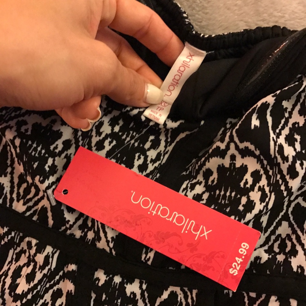 Romper - Picture 3 of 3