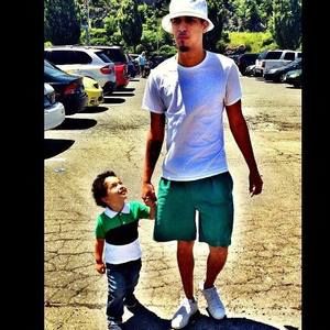 Meet your Posher, Travis