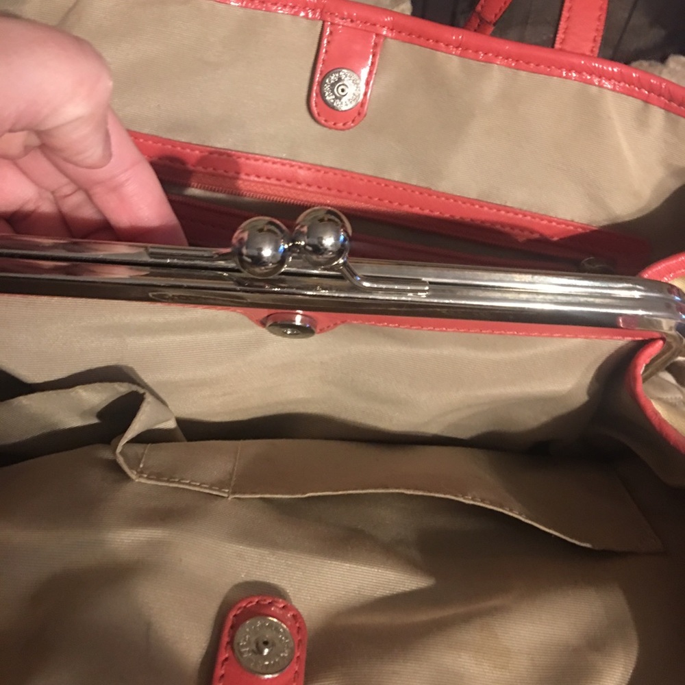Authentic Coach purse - Picture 4 of 4
